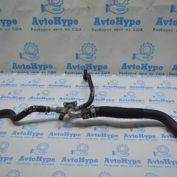 Тройник системы охлаждения без патрубков Kia Optima 16- 2.0 газ