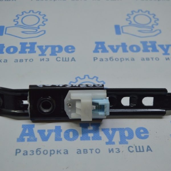 Механизм ремня безопасности левый Kia Optima 16- 88890-c1000