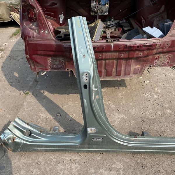 Стойка кузовная центральная правая Subaru Forester 14-18 SJ оливка цвет H5Q (02) с порогом 51429SG0009P