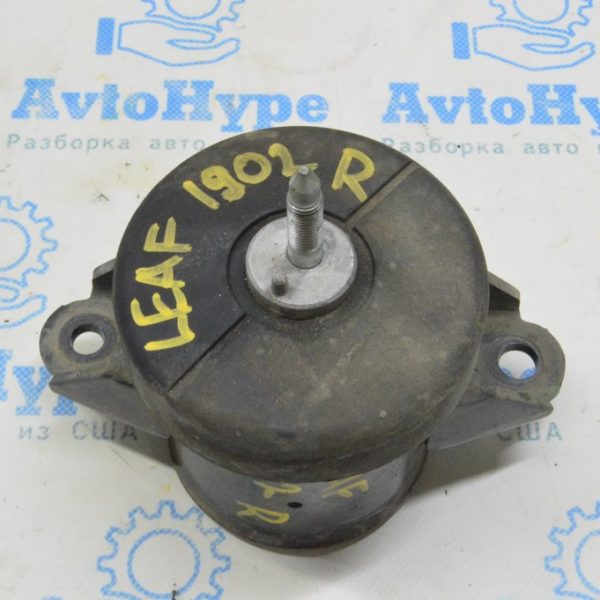 Подушка двигателя правая Nissan Leaf 18- (02) 11210-3NF0A