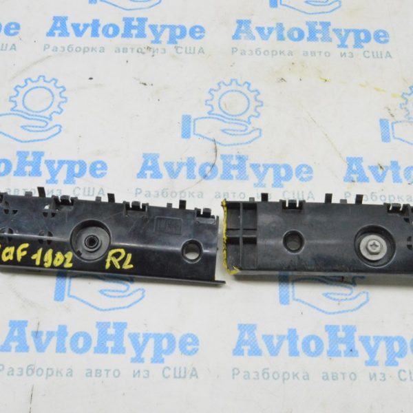 Крепление заднего бампера левое Nissan Leaf 18- (02) сломано 85227-5SK0A