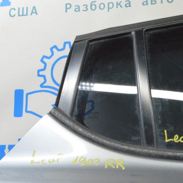 Стекло двери треугольник заднее правое Nissan Leaf 18-24 822205SF1A