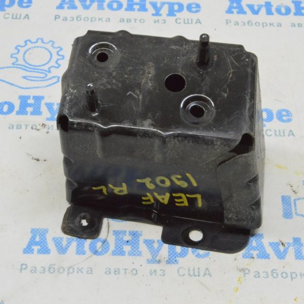 Клык усилителя заднего бампера левый Nissan Leaf 18- 85211-3NF0A