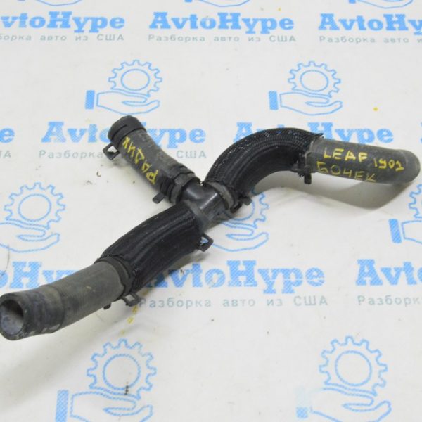 Патрубок охлаждения верхний Nissan Leaf 18-22 21501-5SA0A