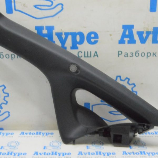 Накладка передней стойки левая Nissan Leaf 18-19 черная под динамик (02) сломано крепление 76912-3NJ0B