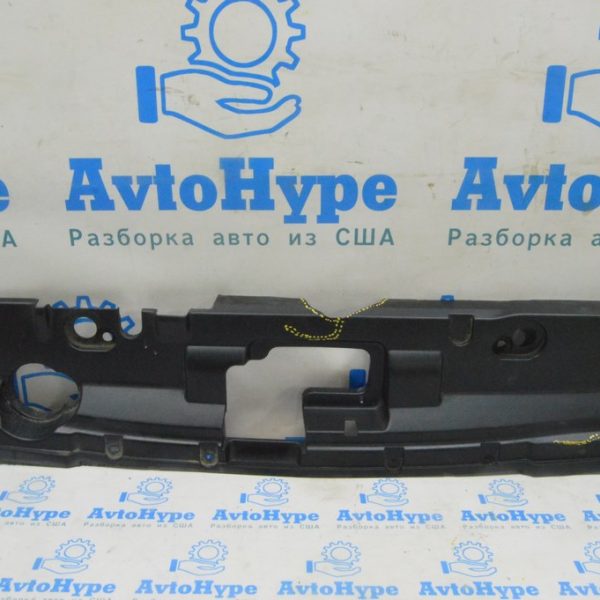 Накладка телевизора Nissan Leaf 18-22 (02) нет фрагмента, трещина 62322-5SK0A