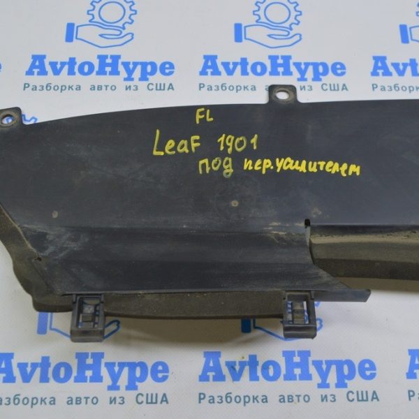 Дефлектор радиатора верхний левый Nissan Leaf 18- 921825SH0A 92182-5SA0A