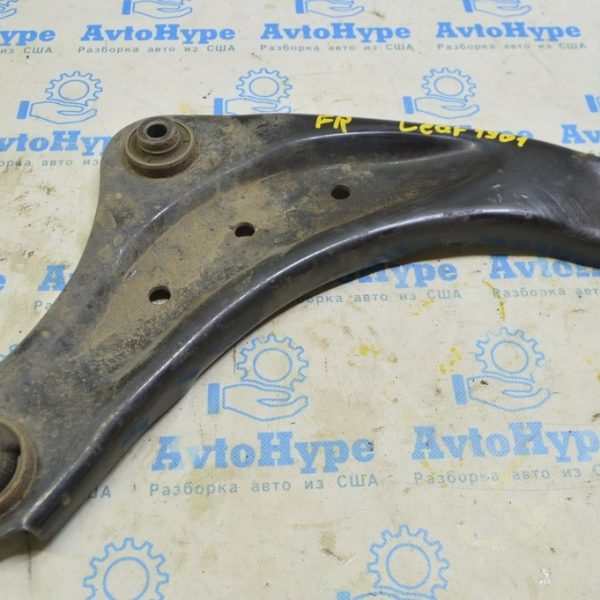 Рычаг нижний передний правый Nissan Leaf 18- 54500-4DA0A