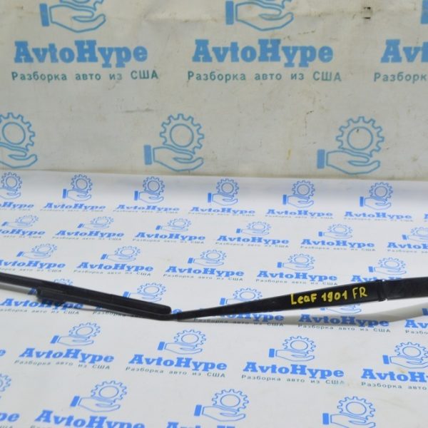Поводок дворника правый Nissan Leaf 18- 28886-3NF0A