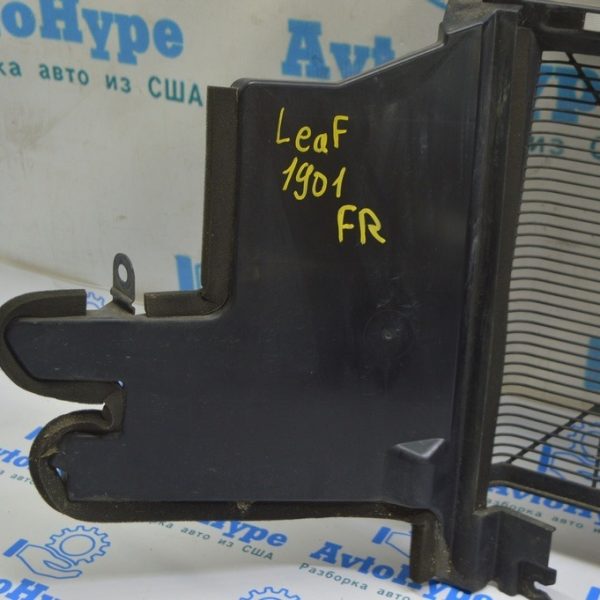 Дефлектор радиатора правый Nissan Leaf 18- 92184-5SA0A