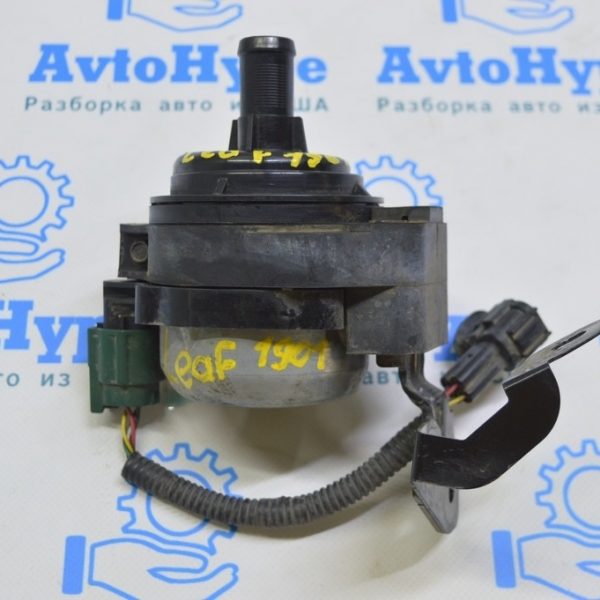 Помпа охлаждения водяная насос инвертора Nissan Leaf 18- (01) 21581-5SA0A