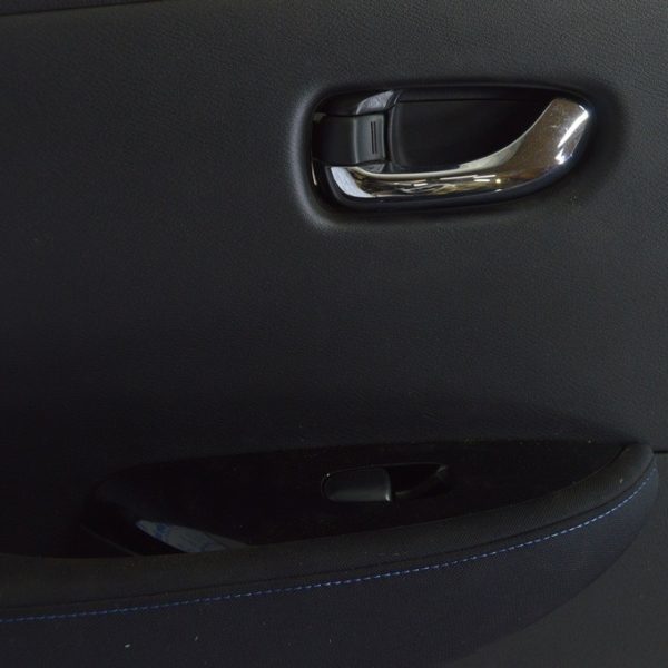 Управление стеклоподъемником задним левым Nissan Leaf 18- с накладкой 25411-1KL5A