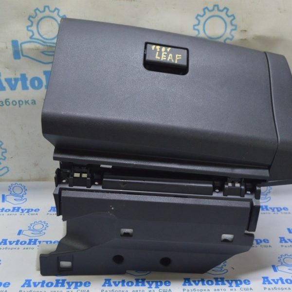 Перчаточный ящик, бардачок Nissan Leaf 18-22 черный 68510-3NF0B
