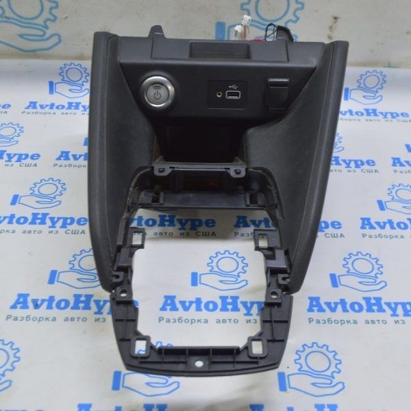 Карман центральной консоли Nissan Leaf 18-22 черный 68922-5SP2B