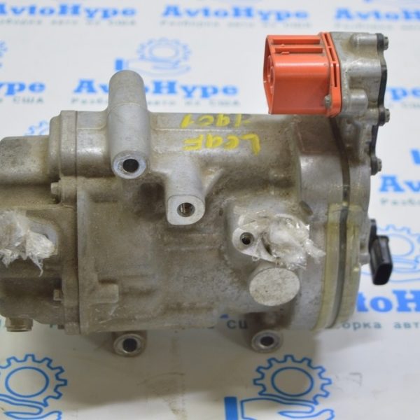 Компрессор кондиционера Nissan Leaf 18-21 30к км (01) 92600-5SA1A