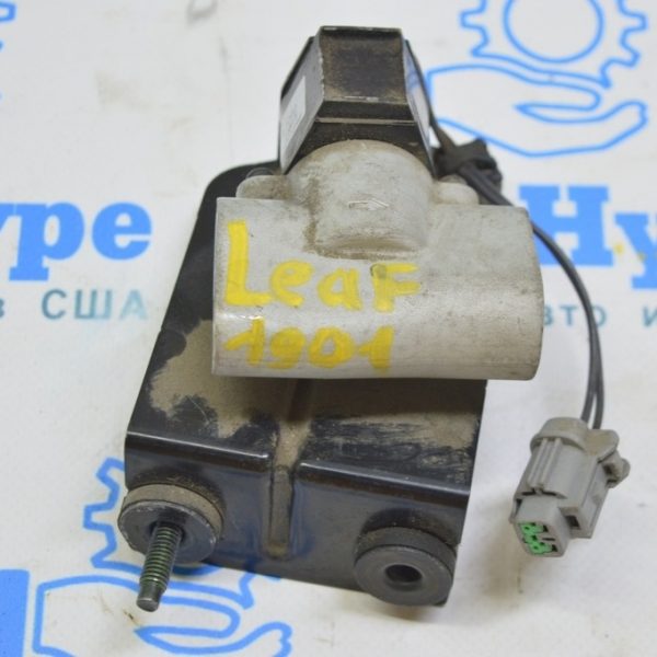 Клапан кондиционера Nissan Leaf 18-21 443310-1350