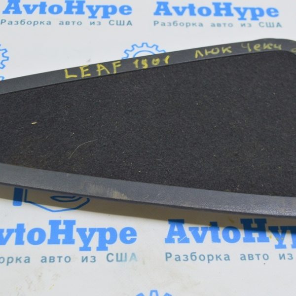 Лючок чеки батареи Nissan Leaf 18-22 салон 74250 3NL0A