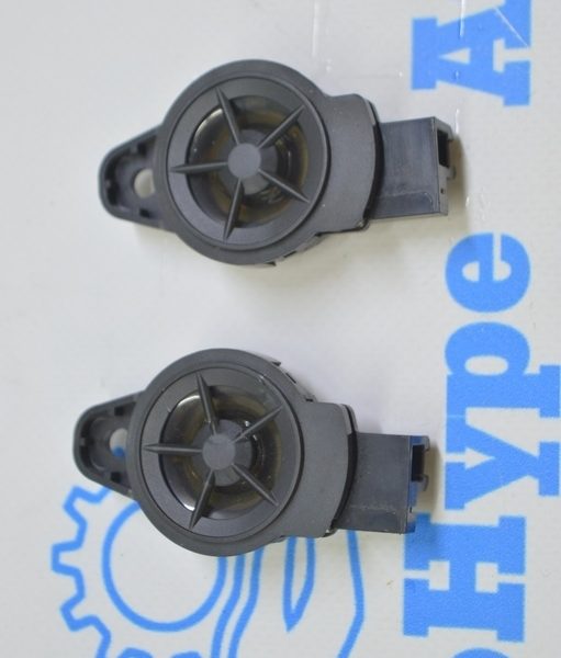 Пищалка передней стойки левая Nissan Leaf 18-22 281E1-3NA0A