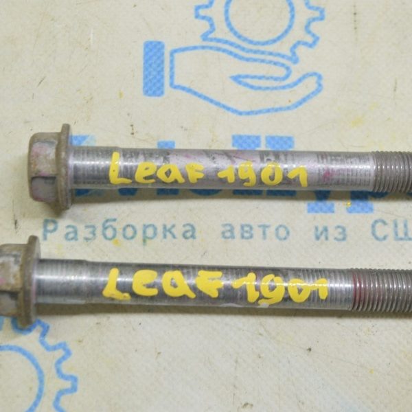 Болт крепления задней балки 2шт Nissan Leaf 18- 55222-3NA0A