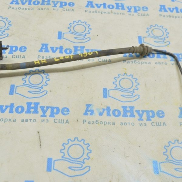 Шланг с трубкой тормозной задний правый Nissan Leaf 18-