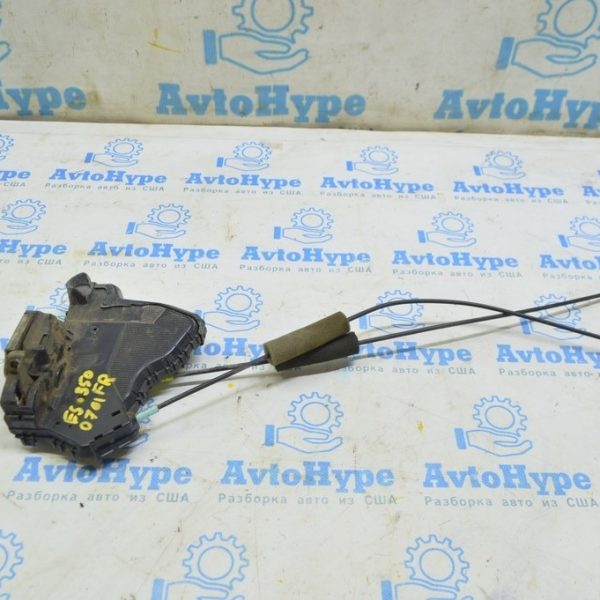 Замок двери перед прав Lexus ES350 07-12 69030-06200