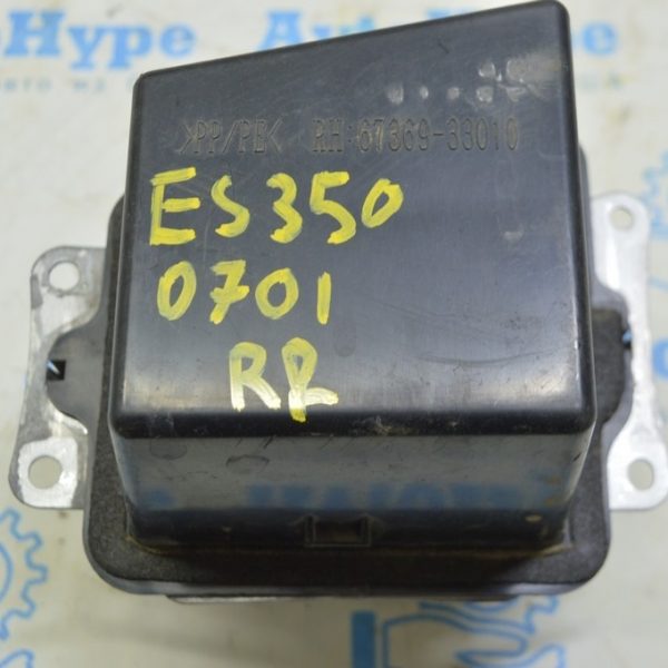 Утяжелитель двери зад прав Lexus ES350 07-12 67369-33010