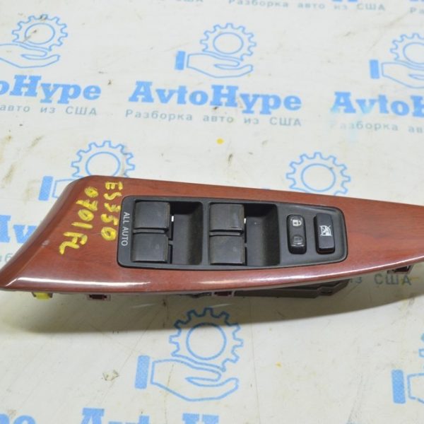 Накладка управления стеклоподъемником передним левым Lexus ES350 07-09 под дерево 74240-33070-E1