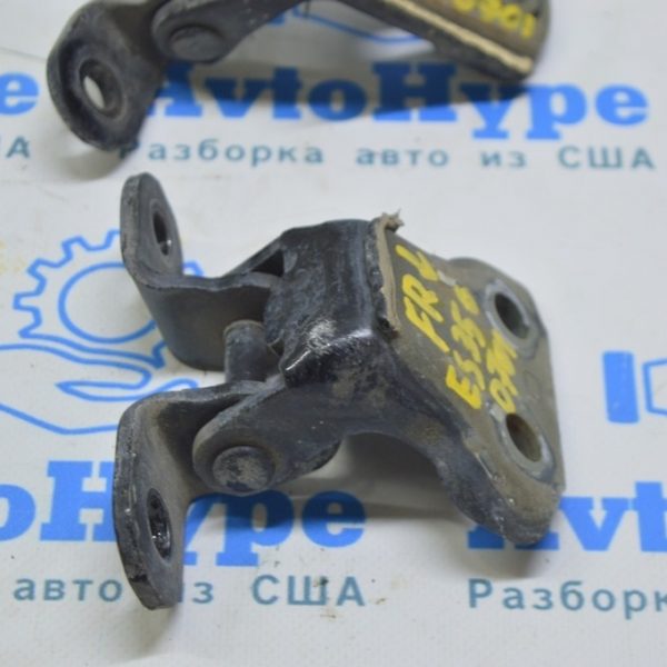 Петля двери нижняя перед прав Lexus ES350 07-12 68730-33021