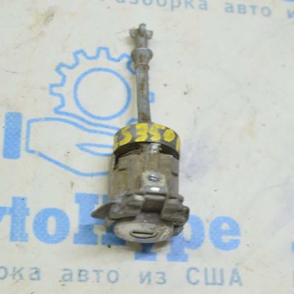 Личинка замка передней левой Lexus ES350 07-12 69052-33310