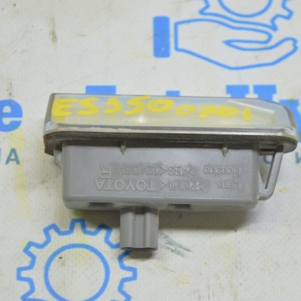 Подсветка номера крышки багажника правая Lexus ES350 07-12 81270-53021