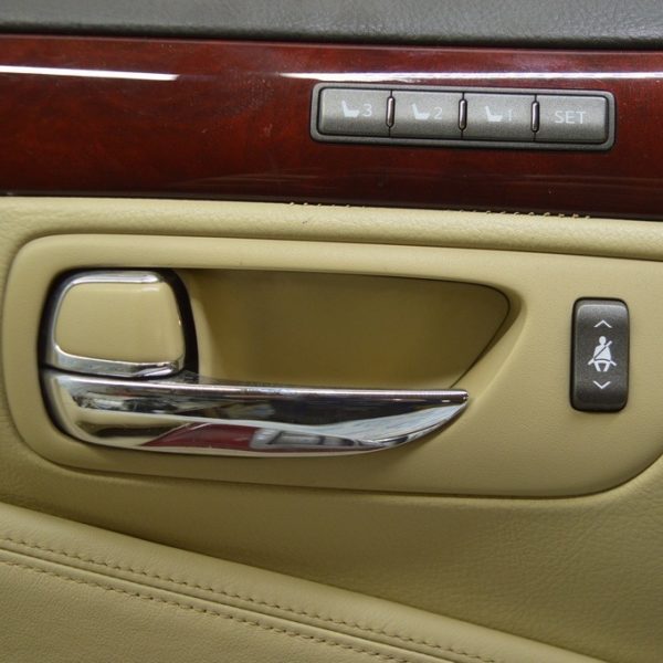 Блок кнопок память сидений двери перед лев Lexus LS460 LS600h 07-12 84927-50080