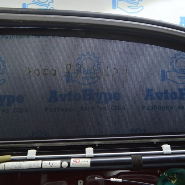 Уплотнитель стекла зад прав Lexus LS460 LS600h 07-12 лонг 6814250031