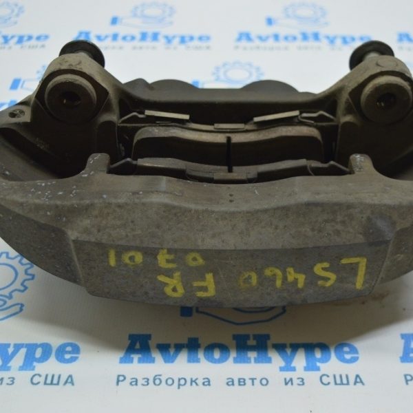 Суппорт перед прав Lexus LS460 LS600h 07-12 4 поршня 47730-50200