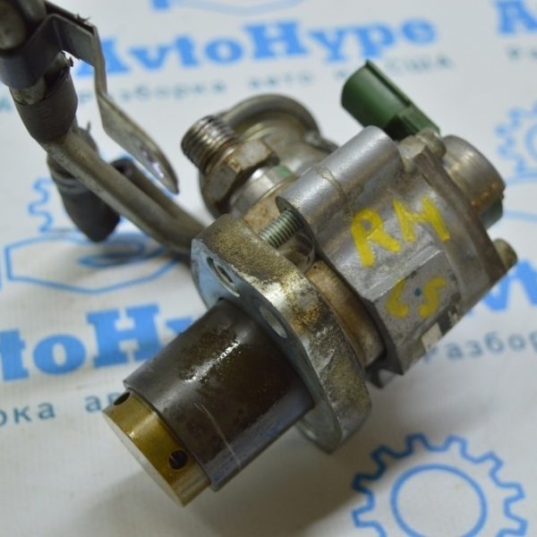 Топливный насос (бензонасос) высокого давления ТНВД лев Lexus LS460 LS600h 07-12 23100-39635