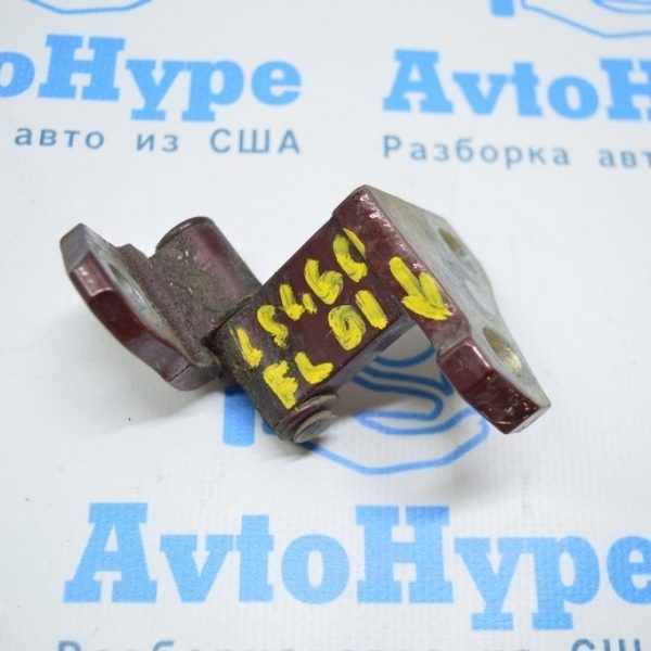 Петля двери нижняя перед лев Lexus LS460 LS600h 07-12 68740-30060