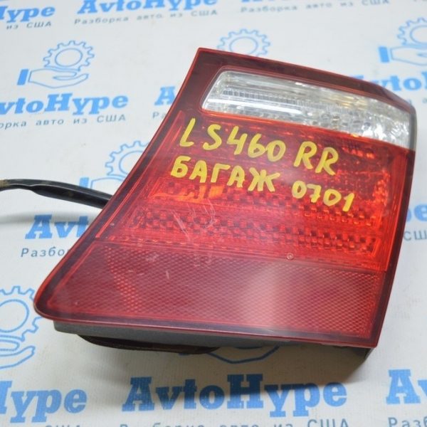 Фонарь внутренний (крышка багажника) правый Lexus LS460 LS600h 07-09 дорест (01) 81581-50150