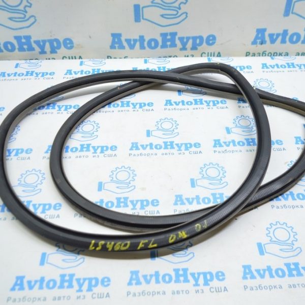 Уплотнитель дверного проема перед лев Lexus LS460 LS600h 07-12 лонг