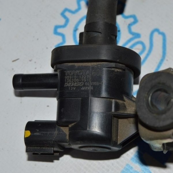 Клапан (заслонка) вакуумного насоса Lexus LS460 LS600h 07-12 9091012276