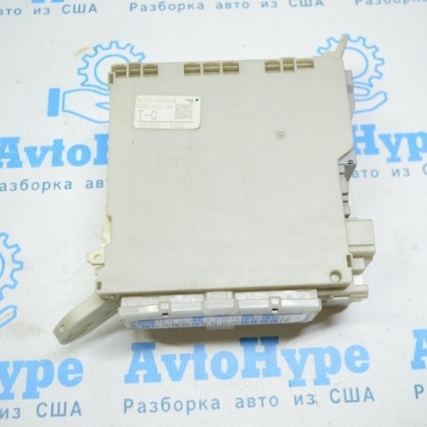 Блок предохранителей подторпедный левый Lexus LS460 07-12 (01) 82730-50160