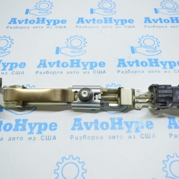 Моторчик привода ремня безопасности перед прав Lexus LS460 LS600h 07-12 в сборе 73200-50090 85642-50050