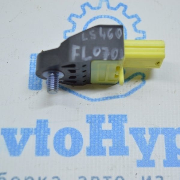 Датчик подушки безопасности дверь лев Lexus LS460 LS600h 07-12 89831-50020