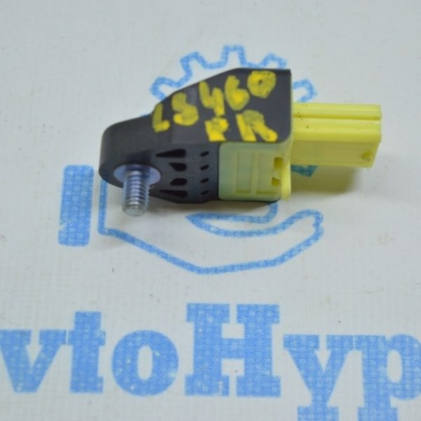 Датчик подушки безопасности дверь прав Lexus LS460 LS600h 07-12 89831-50020