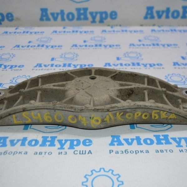 Кронштейн опоры АКПП Lexus LS460 07-12 5725550030