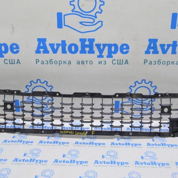 Решетка переднего бампера центр нижняя Maserati Levante 16- Sport (01) реализ Вадим 670123049