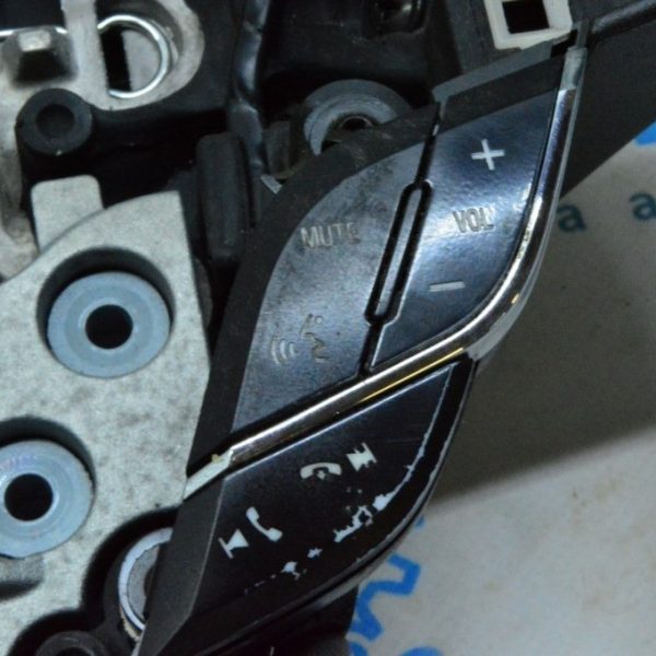 Кнопки управления (на руле) прав низ Lincoln MKZ 13- (04) запилены DP5Z-9C888-EB