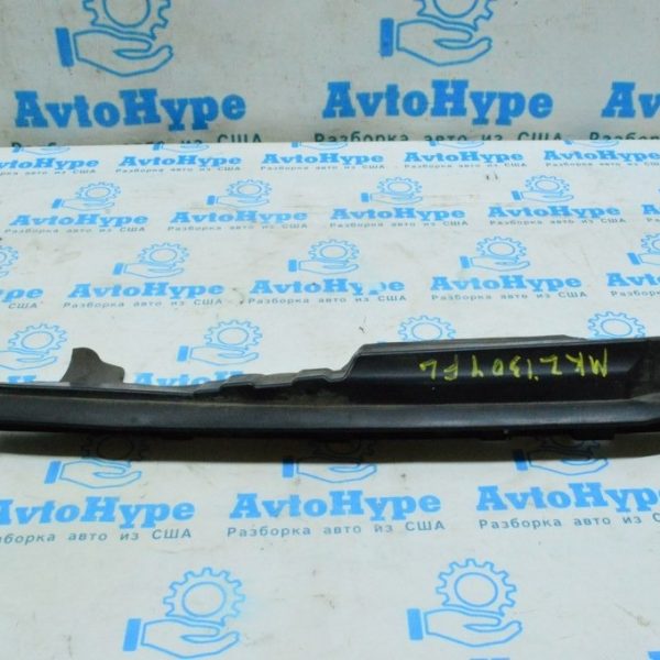 Уплотнитель крыла капот-крыло лев Lincoln MKZ 13- DP5Z-5802039-A DP53-A02079-AB