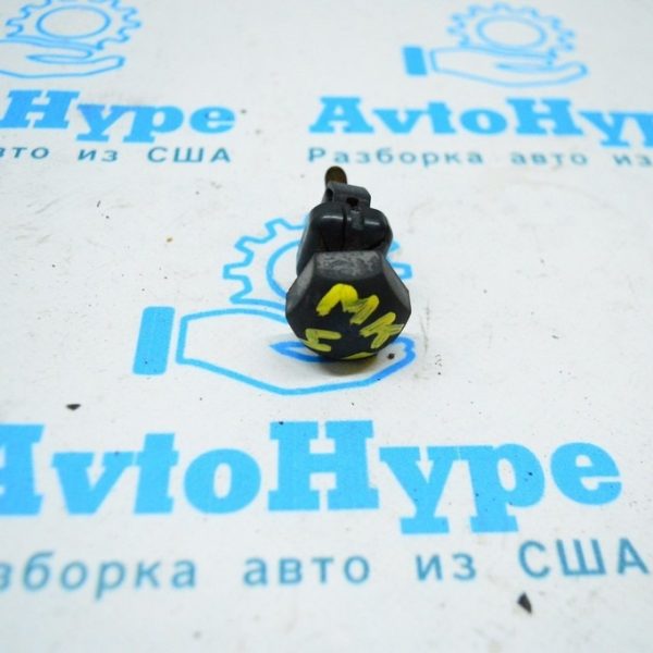 Отбойник капота лев Lincoln MKZ 13- DS7Z16758B