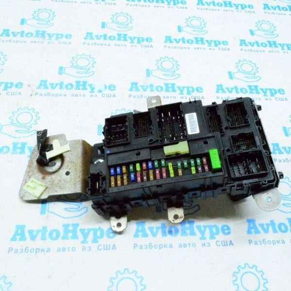 BCM Body Control Module Lincoln MKZ 13-16 (04) dg9t-14b476-b/c/d/