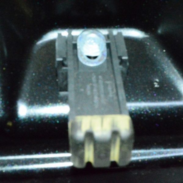 Отбойник крышки багажника правый Lincoln MKZ 13- DS7Z 17439A00-B