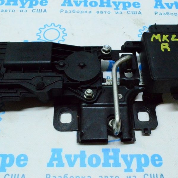 Актуатор замка крышки багажника Lincoln MKZ 13- с электро доводчиком (04) DP5Z-54404A42-A